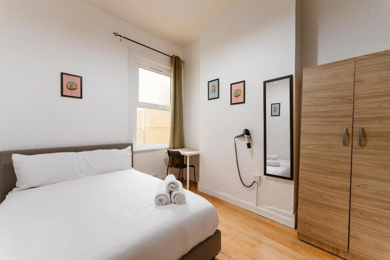 Great Rooms In Plaistow Londra